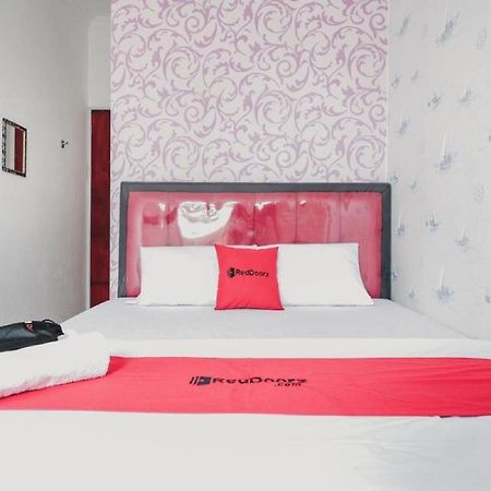 Hotel Reddoorz Near Nagoya Hill Batam 4 Jodoh  Exterior foto